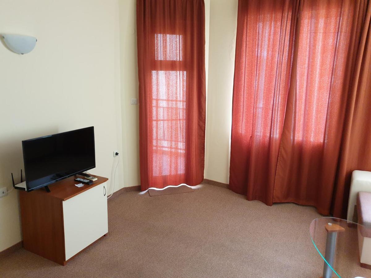 Family Hotel Diana Pomorie Ngoại thất bức ảnh