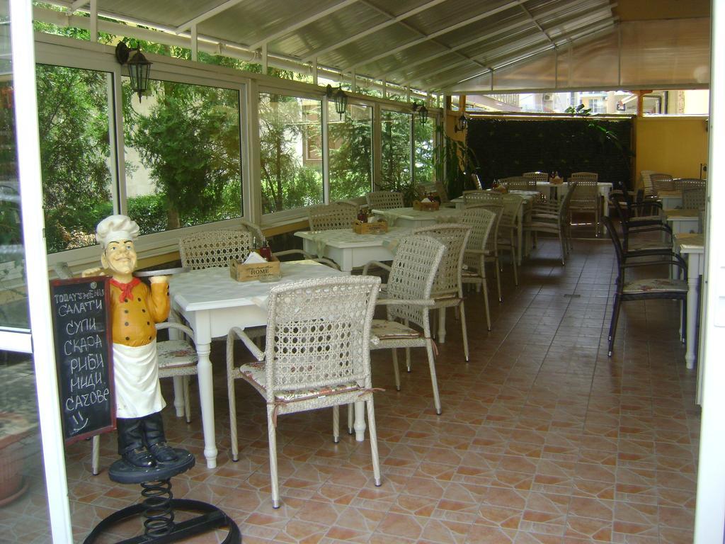 Family Hotel Diana Pomorie Ngoại thất bức ảnh