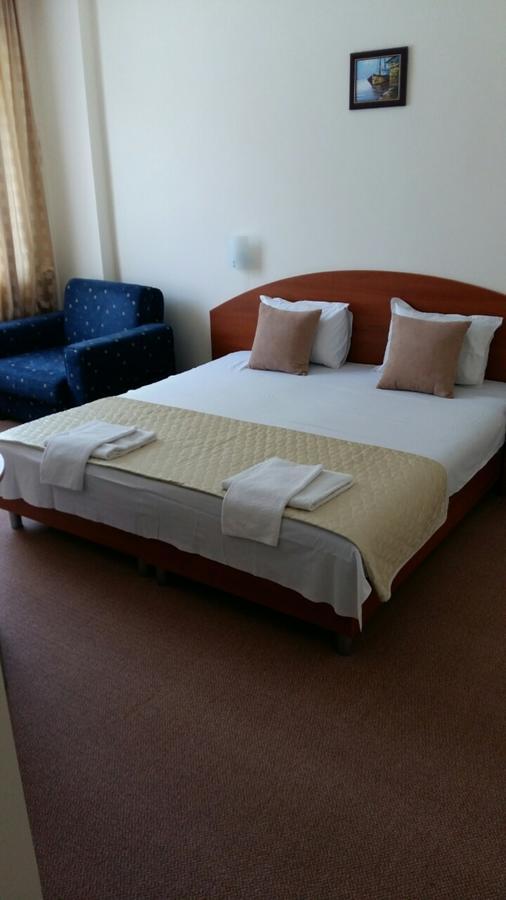 Family Hotel Diana Pomorie Ngoại thất bức ảnh